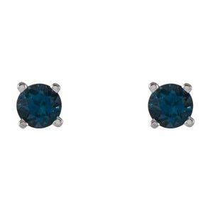 Round 4-Prong Lightweight Stud Earrings - Image 2