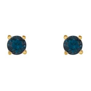 Round 4-Prong Lightweight Stud Earrings - Image 2
