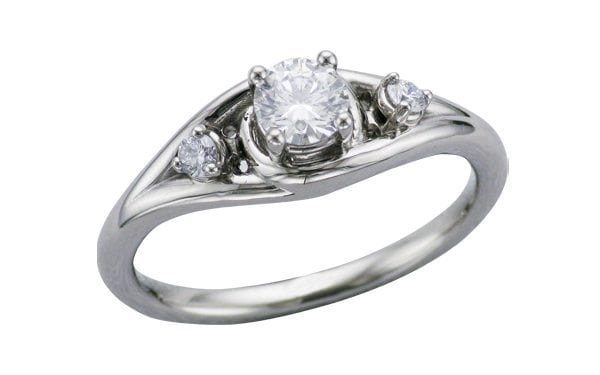 Unusual Three Stone Diamond Engagement Ring – Portfolio
