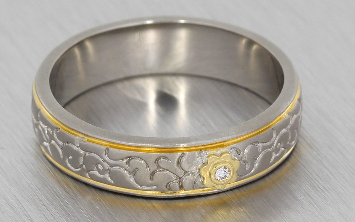 Floral two tone wedding band