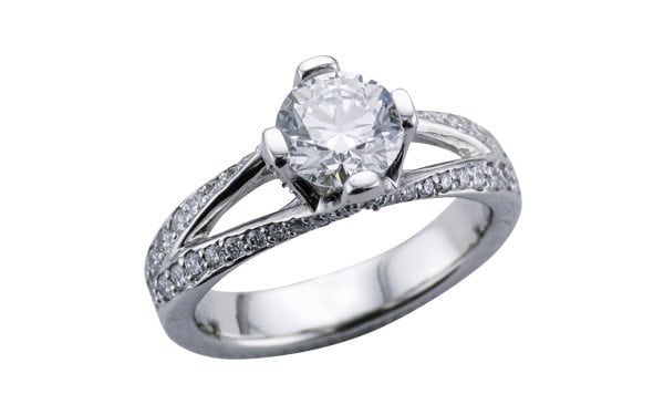 Pave split shank platinum diamond bespoke ring – Portfolio