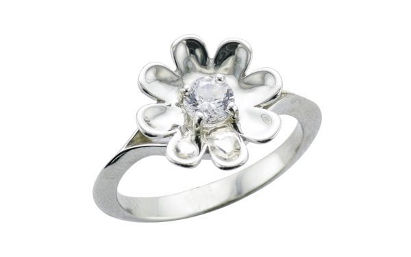 Daisy diamond proposal ring – Portfolio