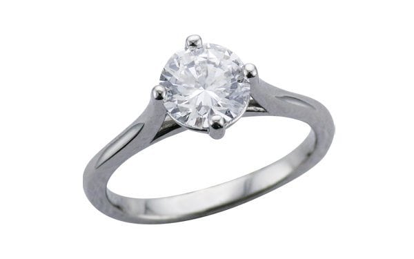 Unique solitaire Engagement ring – Portfolio