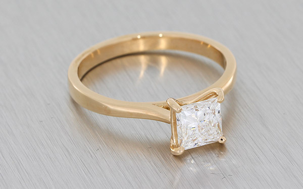 Four Claw Rose Gold Princess Cut Diamond